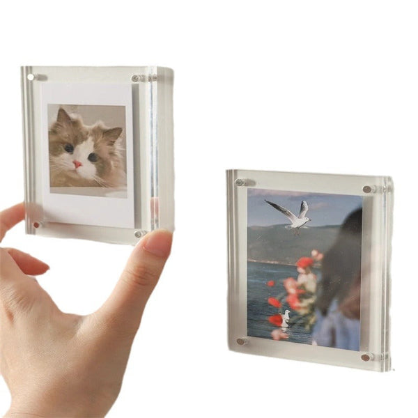 FridgeFrame Magnetic Photo Pocket